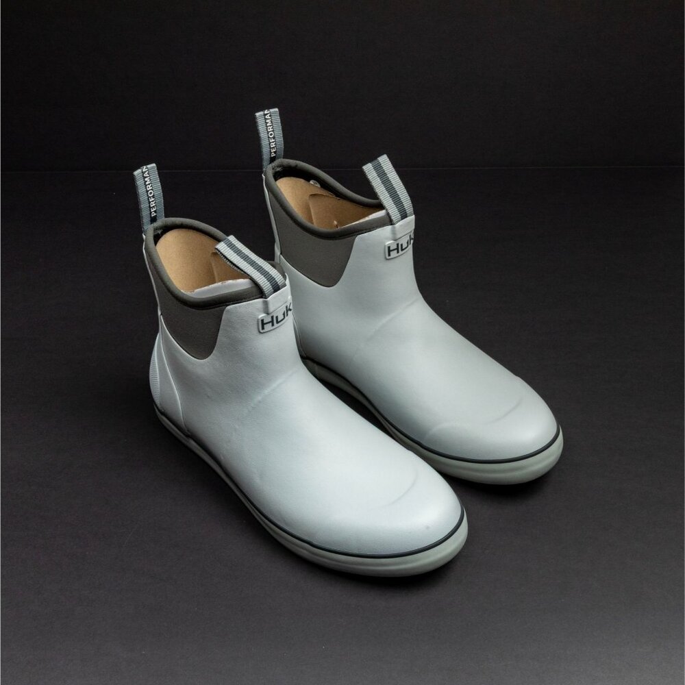 HUK Rogue Wave Waterproof Deck Boots – White – Men’s NWOT